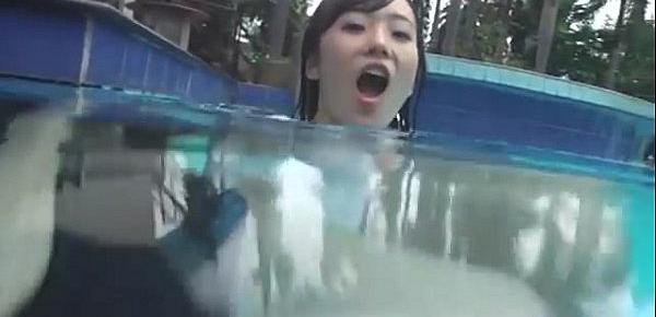  Yuri Hamada Getting Very Wet! - JapanGirls.online